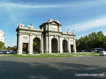 Puerta de Alcalá, Madrid.